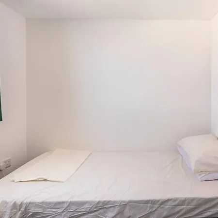 Mel 4 Seaview 2bed Ph In Ghadira By Homely *